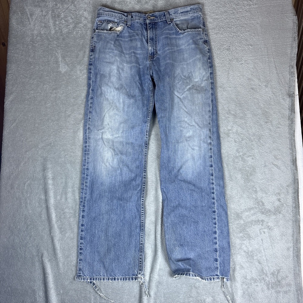 Buckle BKE 67 Austin Men's 36 Long Jeans Straight Leg Light Wash Distress